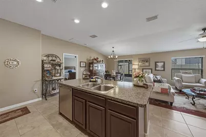 1613 Redmond Brook Lane, Ruskin, FL 33570 - Photo 9