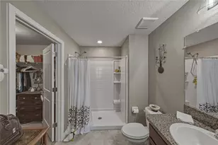 1613 Redmond Brook Ln, Ruskin, FL 33570 - Photo 19