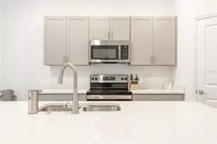 8473 Lunar Skye St, Sarasota, FL 34241 - Photo 23