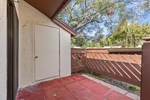 4045 Arrowwood Ct, Palm Harbor, FL 34684 - Photo 23