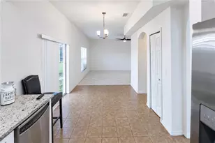 2259 Roanoke Springs Dr, Ruskin, FL 33570 - Photo 15