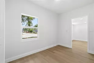 1700 Scranton St S, Saint Petersburg, FL 33711 - Photo 29