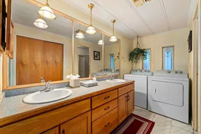 9001 Sheldon West Drive, Tampa, FL 33626 - Photo 15