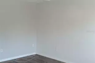 8402 111th St, Seminole, FL 33772 - Photo 11