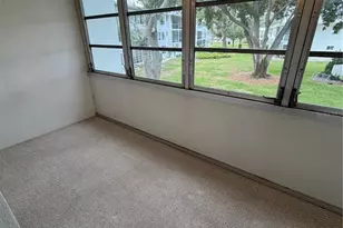 8402 111th St, Seminole, FL 33772 - Photo 21