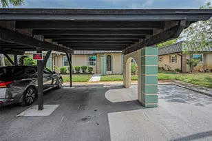 4200 Hampton Dr, New Port Richey, FL 34652 - Photo 5