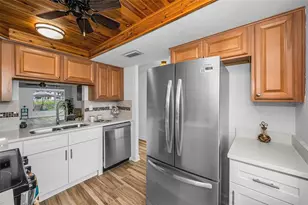 4200 Hampton Dr, New Port Richey, FL 34652 - Photo 19