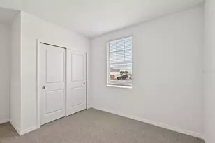 31505 Malbec Dr, Brooksville, FL 34602 - Photo 13