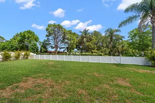 668 Mehlenbacher Rd, Belleair, FL 33756 - Photo 57