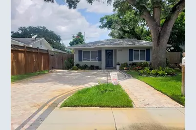 2035 28th Avenue N, Saint Petersburg, FL 33713 - Photo 1