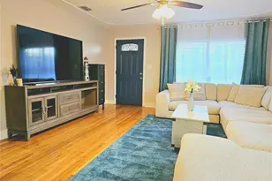 2035 28th Ave N, Saint Petersburg, FL 33713 - Photo 3