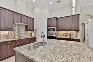 7121 Hatpin Loop, Wesley Chapel, FL 33545 - Photo 15