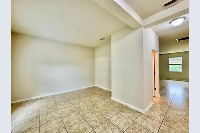 9614 Oak Glade Avenue, Tampa, FL 33647 - Photo 5