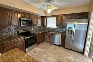 2285 Israeli Dr, Clearwater, FL 33763 - Photo 7