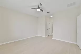 10811 Kirkwall Port Dr, Wimauma, FL 33598 - Photo 21