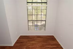 8625 Mallard Reserve Dr, Tampa, FL 33614 - Photo 13