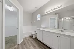 403 Laguna Mill Dr, Ruskin, FL 33570 - Photo 15