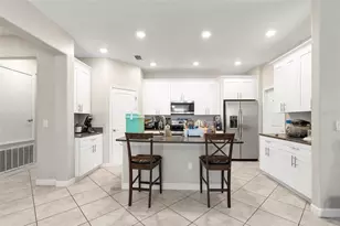 13244 Satin Lily Dr, Riverview, FL 33579 - Photo 3