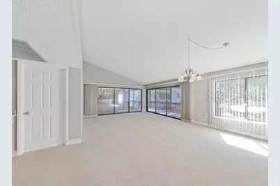 700 Starkey Road #422, Largo, FL 33771 - Photo 3