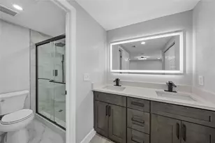 7901 Timberlane W Dr, Tampa, FL 33615 - Photo 13