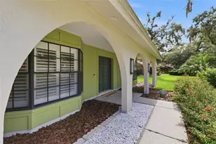 302 Bloomingfield Dr, Brandon, FL 33511 - Photo 49