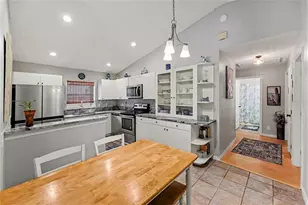 1934 29th Ave N, Saint Petersburg, FL 33713 - Photo 5