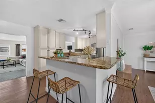 5127 62nd St N, Kenneth City, FL 33709 - Photo 7