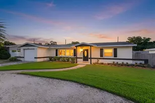 5127 62nd St N, Kenneth City, FL 33709 - Photo 1