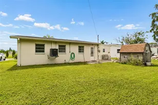 6634 Manor Beach Rd, New Port Richey, FL 34652 - Photo 37