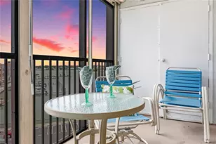 10355 Paradise Blvd, Saint Petersburg, FL 33706 - Photo 9