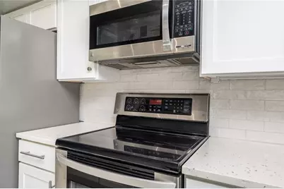 10355 Paradise Boulevard #412, Saint Petersburg, FL 33706 - Photo 13