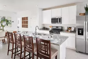 9118 Dalera Cv, Palmetto, FL 34221 - Photo 3