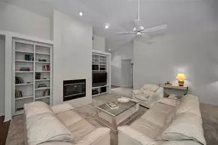 900 Lucas Ln, Oldsmar, FL 34677 - Photo 3