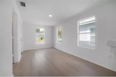 1918 E 21st Avenue, Tampa, FL 33605 - Photo 9