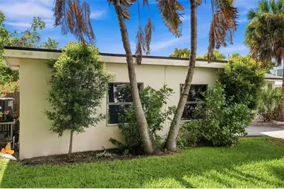 3947 Huntington Street NE, Saint Petersburg, FL 33703 - Photo 71