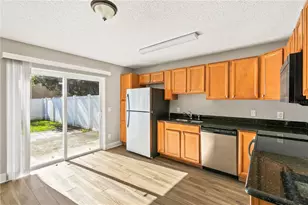 1931 Sheeler Oaks Dr, Apopka, FL 32703 - Photo 9