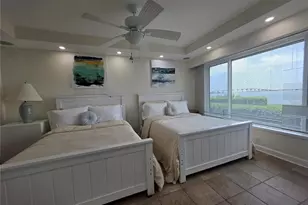 6295 Bahia Del Mar Cir, Saint Petersburg, FL 33715 - Photo 23