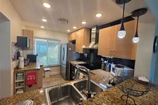 6295 Bahia Del Mar Cir, Saint Petersburg, FL 33715 - Photo 9