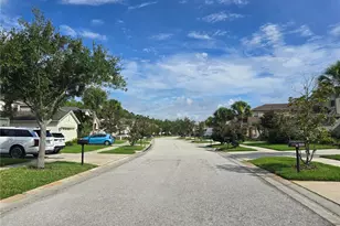 7855 Tuscany Woods Dr, Tampa, FL 33647 - Photo 43