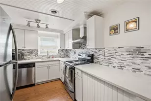 536 Patricia Ave, Dunedin, FL 34698 - Photo 13