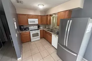 11129 Roberts Ln, Riverview, FL 33578 - Photo 5