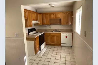 11720 Raintree Lake Lane #B, Tampa, FL 33617 - Photo 5