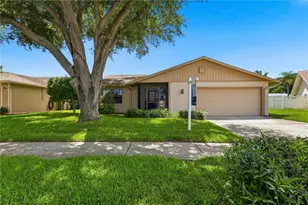 12156 Meadowbrook Ln, Largo, FL 33774 - Photo 1