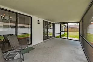 304 Scarlet Oak Ct, Seffner, FL 33584 - Photo 35