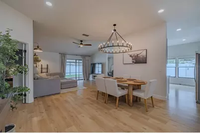 304 Scarlet Oak Court, Seffner, FL 33584 - Photo 13