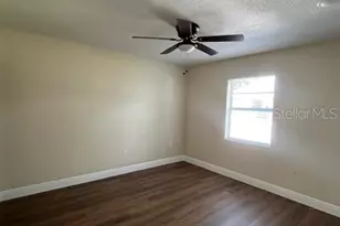 9004 Tudor Dr, Tampa, FL 33615 - Photo 7