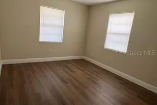 9004 Tudor Dr, Tampa, FL 33615 - Photo 5