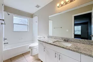 1308 Casa Bonita Ave, Ruskin, FL 33570 - Photo 11