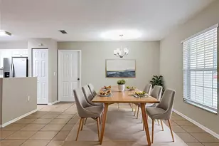 1308 Casa Bonita Ave, Ruskin, FL 33570 - Photo 5