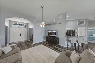 2734 Stonewood Dr, Lakeland, FL 33810 - Photo 9